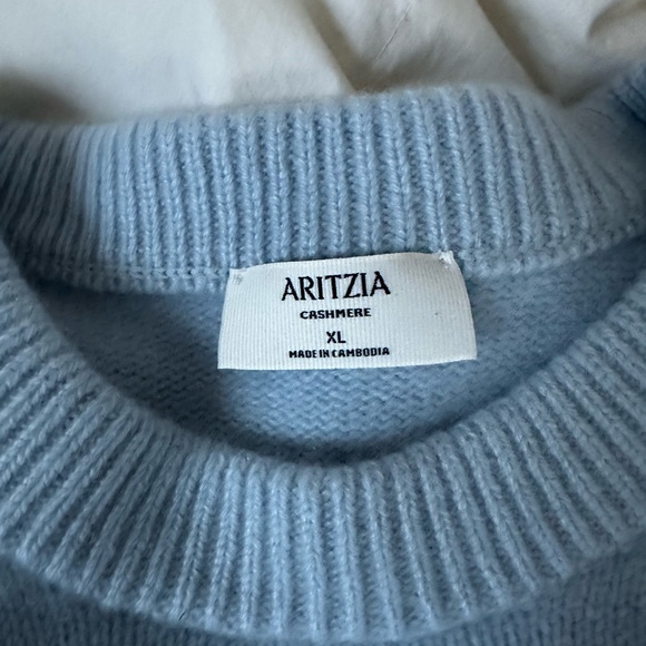 Aritzia cashmere blue sweater - Picture 3 of 4